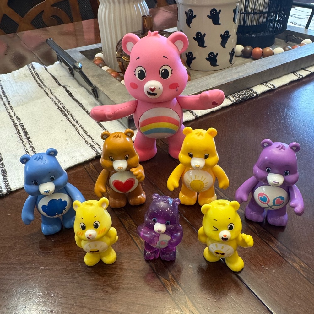 Care Bears Colorful Action Figure Set